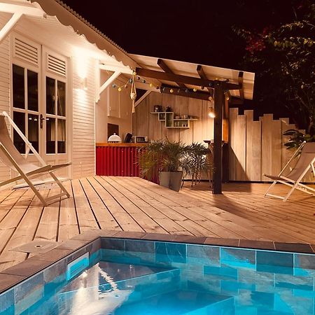 Les Coulirooms - Suite Avec Jacuzzi Et Grande Terrasse Sainte-Anne  Bagian luar foto